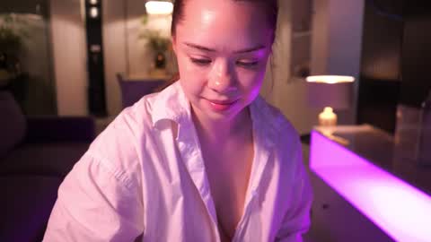 VixenMia online show from October 15, 4:26 am