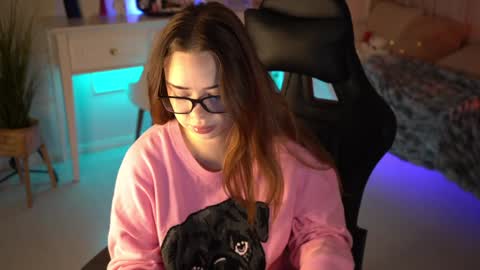 VixenMia online show from February 7, 3:45 am