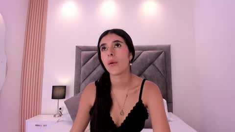 miaa Lind online show from March 18, 4:39 am