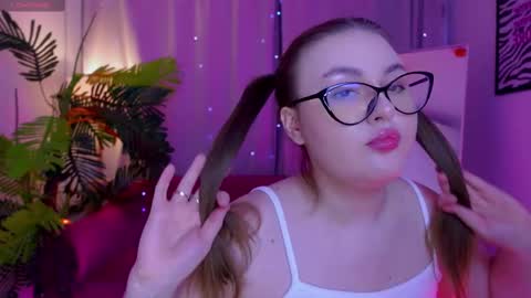 Miaa Peach online show from February 15, 10:21 pm