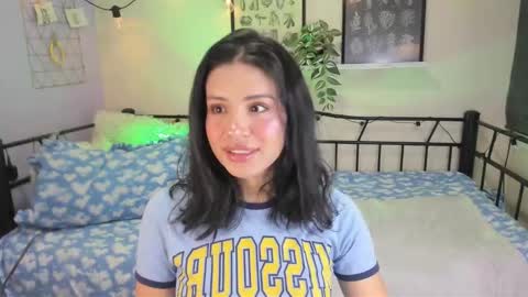 Miaa online show from December 23, 5:33 am