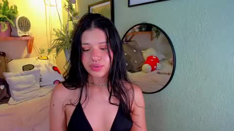 Snapshot of miaa_rose__ chatting on February 7, 12:53 am Miaa online show from February 7, 12:53 am