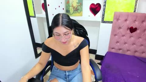       online show from March 27, 6:52 pm