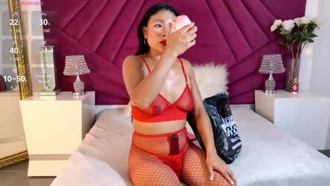 miahantonelli online show from February 28, 7:46 pm