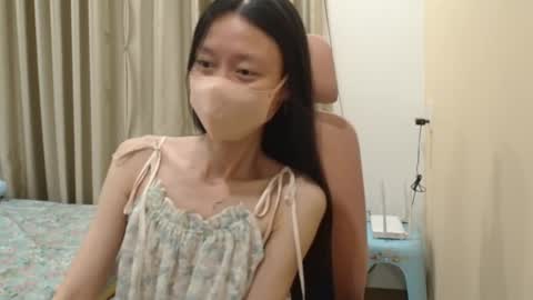 miahchan68 online show from March 12, 2:20 pm