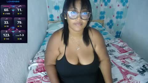 miajoseph_ online show from April 19, 4:23 am