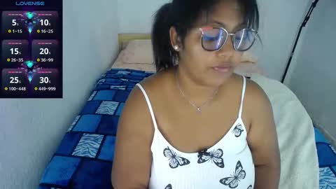 miajoseph_ online show from March 24, 4:07 am