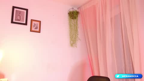 Mia online show from January 3, 10:31 am