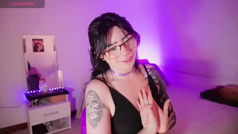 Lili online show from February 3, 2:21 am