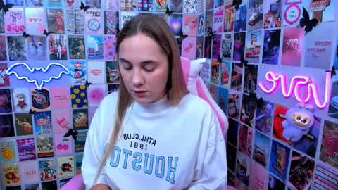 miamilas online show from October 24, 5:31 pm