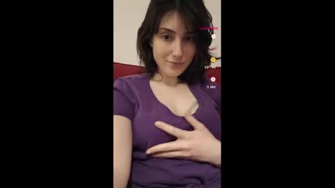 Snapshot of miamoon123 chatting on February 10, 6:24 pm miamoon123 online show from February 10, 6:24 pm