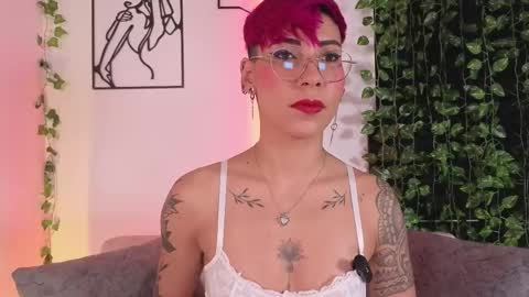 Mia Morgann online show from January 15, 2:34 pm