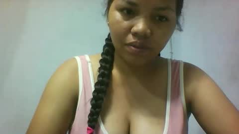 miarii online show from November 15, 7:04 pm