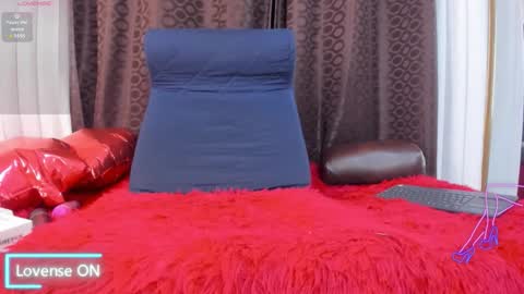 Mia Milf online show from February 7, 12:58 am