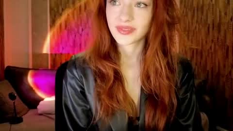 Mia online show from May 1, 2:15 am