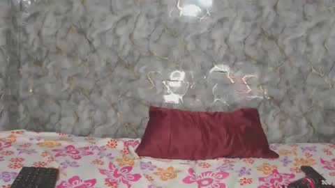 miarouse1531 online show from April 11, 6:30 am