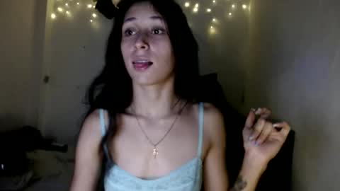 mia online show from February 21, 12:00 am