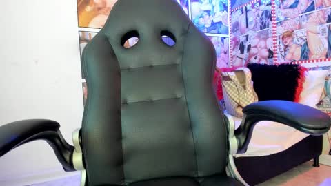 michel_lopez18 online show from March 5, 10:44 am