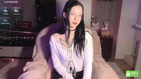 Snapshot of michelle_roze chatting on January 28, 6:28 pm Michelle online show from January 28, 6:28 pm