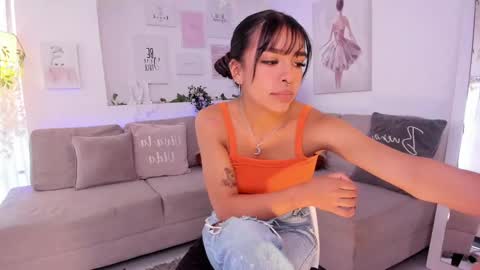 Michelle online show from January 8, 5:37 pm