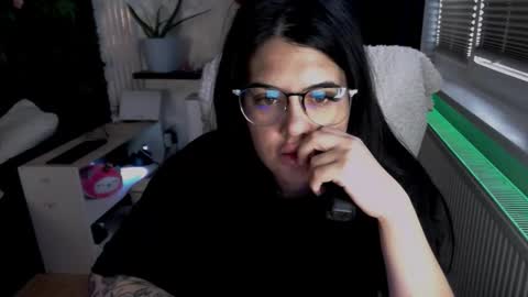 michellerossee online show from November 29, 10:08 am