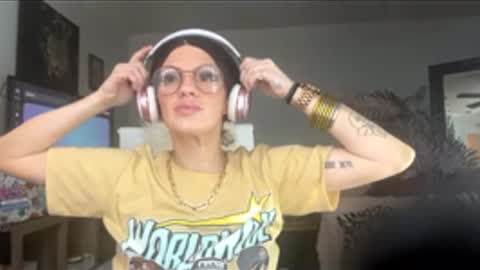 Urbaybee23 online show from February 6, 10:40 am