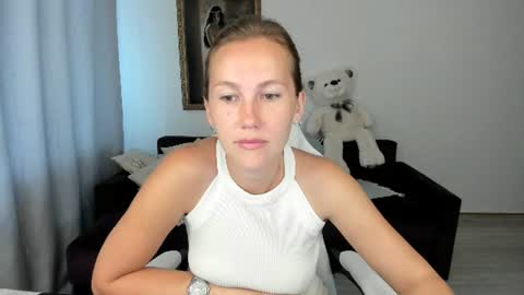 Michelle online show from July 24, 3:59 am