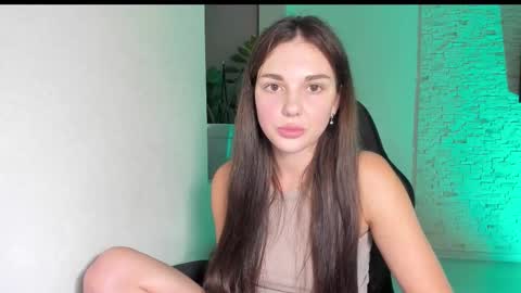 Snapshot of michelliibeautiful chatting on October 9, 6:34 pm Michellee online show from October 9, 6:34 pm