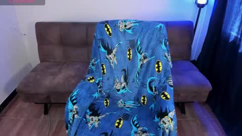 Snapshot of midnight07_ chatting on January 13, 3:04 pm Blue online show from January 13, 3:04 pm