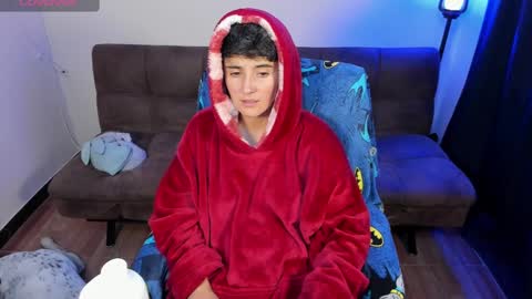 Snapshot of midnight07_ chatting on January 17, 3:34 am Blue online show from January 17, 3:34 am