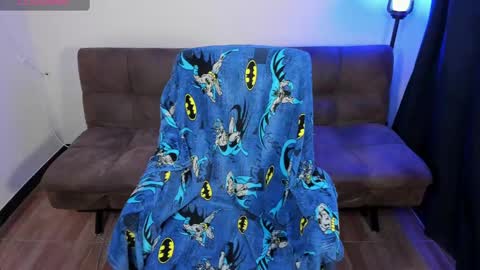 Snapshot of midnight07_ chatting on February 25, 2:36 am Blue online show from February 25, 2:36 am