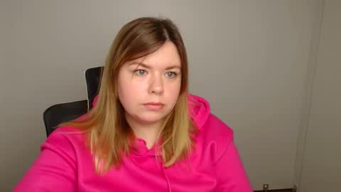 Mariana online show from October 19, 5:09 am