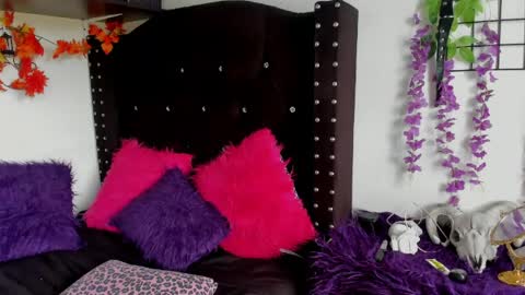 midory_6 online show from April 17, 7:05 pm