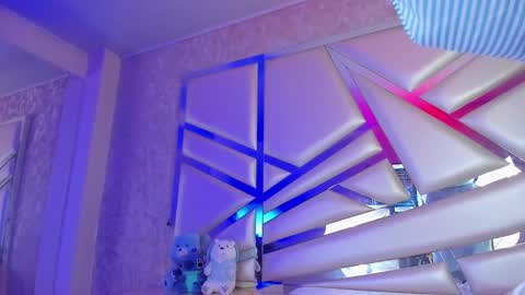 MIA 3 online show from March 12, 1:30 am