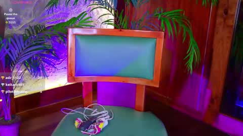  CALL ME MIA  online show from April 18, 7:07 pm