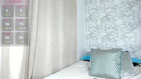 Snapshot of miiaa_monroe chatting on September 12, 11:18 am miiaa_monroe online show from September 12, 11:18 am