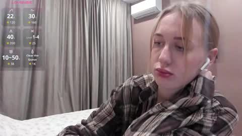 Mika online show from November 22, 11:07 pm