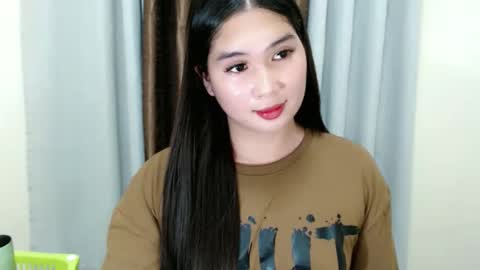 Kyla online show from November 17, 8:26 am