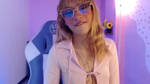 Mikka 3 online show from September 10, 2:06 pm