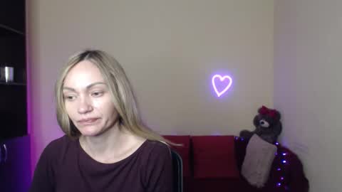 Adalina online show from April 3, 5:22 pm