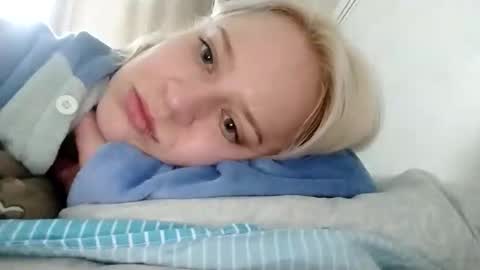 Mila 420 online show from April 10, 5:02 am