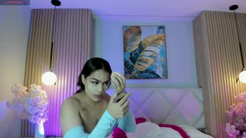 mila_hank online show from April 7, 12:07 pm