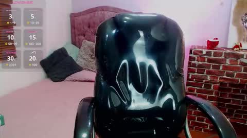 mila_quin online show from March 11, 8:55 pm