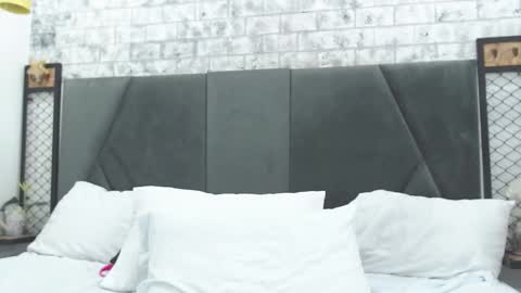 mila online show from February 17, 12:49 pm