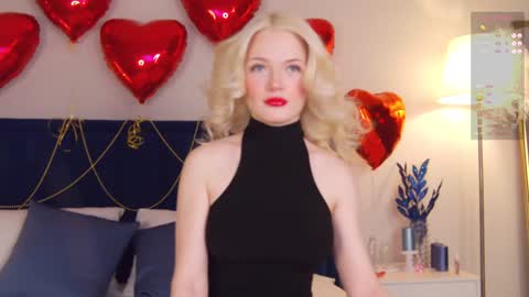 Miss Cutie online show from December 28, 3:04 am