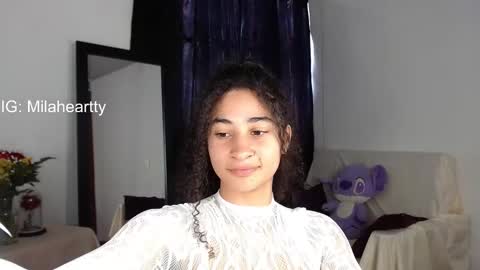 Milah online show from November 19, 3:01 pm