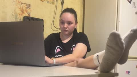 milamisss online show from April 18, 7:58 pm