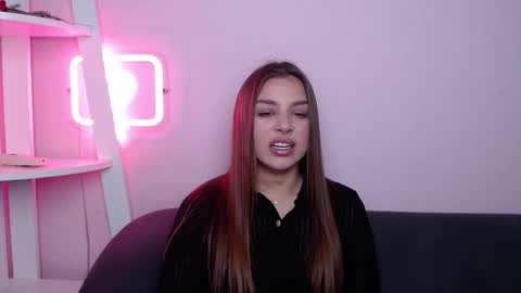 milanaangelas online show from March 6, 5:57 am