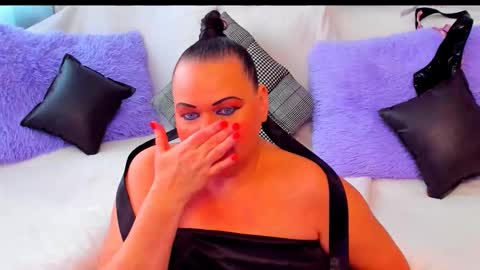 Lana online show from November 22, 8:17 am