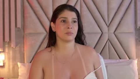 milarux online show from December 22, 9:51 pm